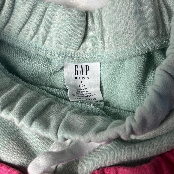 Gap Kids Terry Sweatpant Shorts. Lot of 3. Size L(10) - Picture 6 of 7